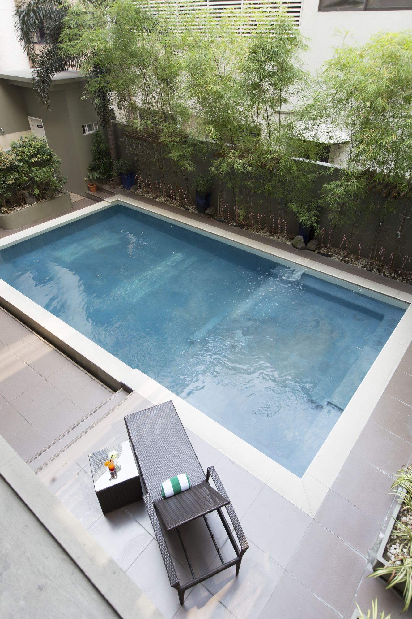 Фото 88 Courtyard Hotel