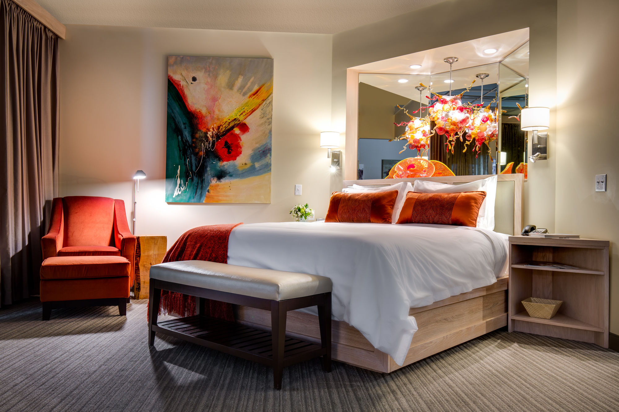 Фото Inn at 500 Capitol