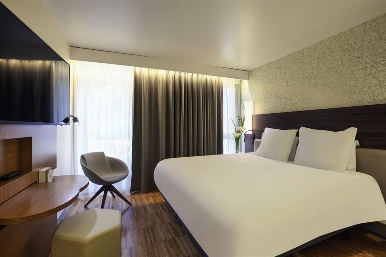 Фото Mercure Paris Arc de Triomphe Etoile