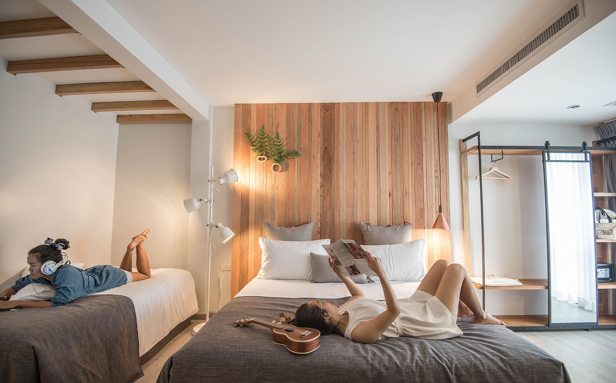 Фото Family Tree Hotel