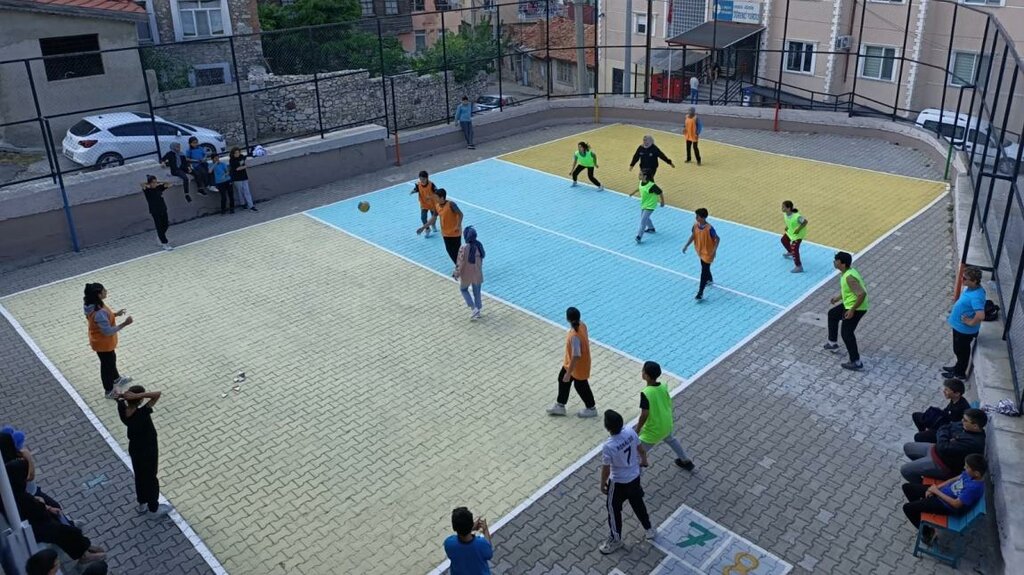 School İrfan Kaynak Middle School, Egirdir, photo