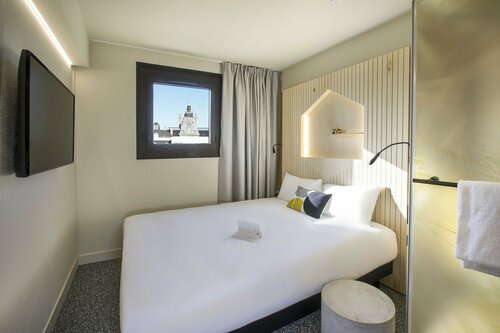 Гостиница Hôtel Life Bordeaux Gare - Bg в Бордо