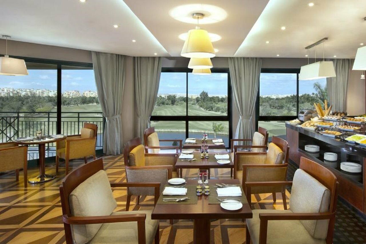 Фото Hilton Pyramids Golf