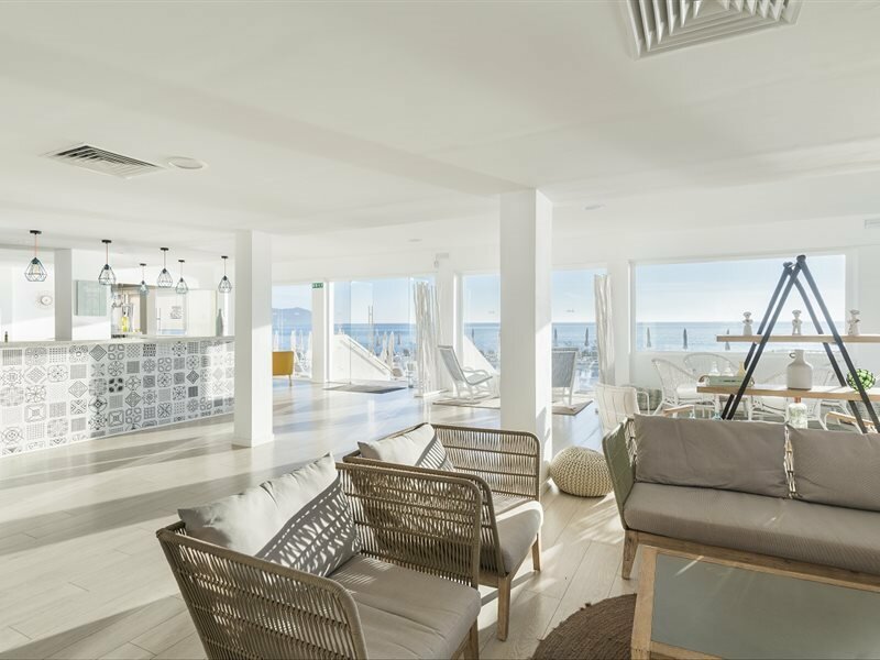 Фото Hotel Atolon