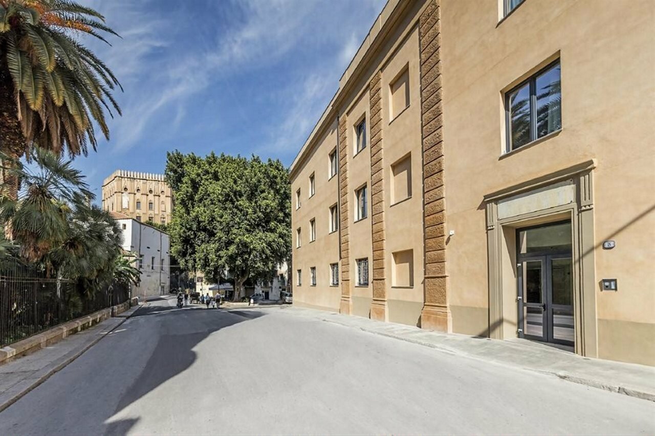 Фото Camplus Guest Palermo