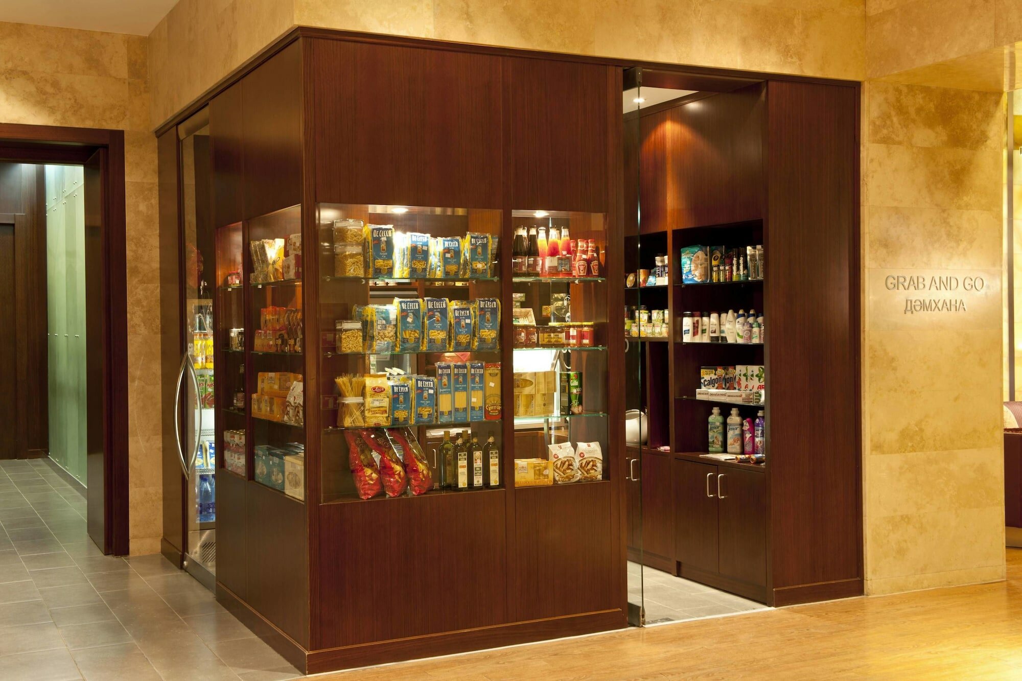 Фото Marriott Executive Apartments Atyrau