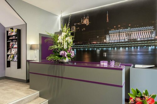 Гостиница Hotel des Savoies Lyon Perrache в Лионе