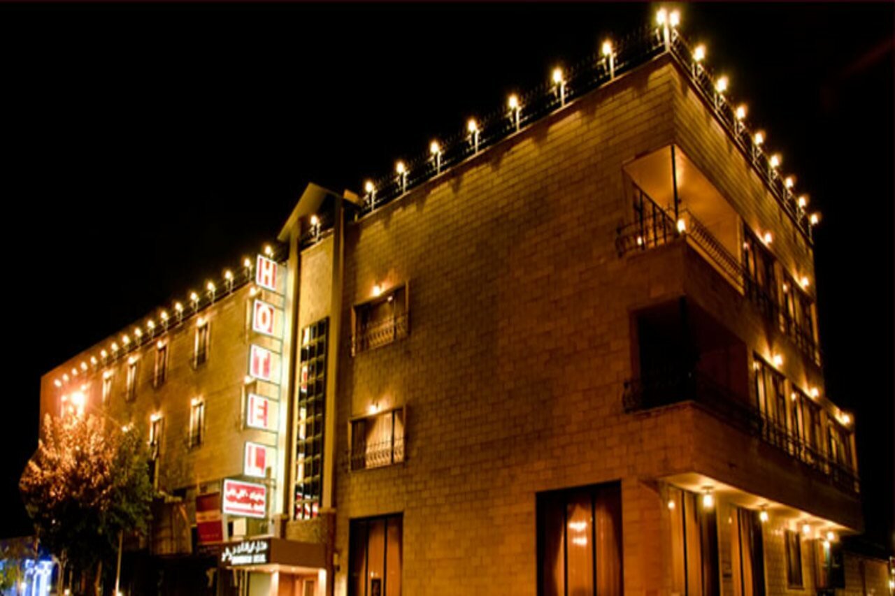 Фото отеля 2