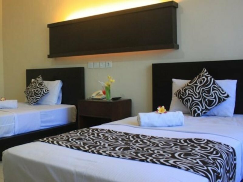 Фото Bakung Beach Resort