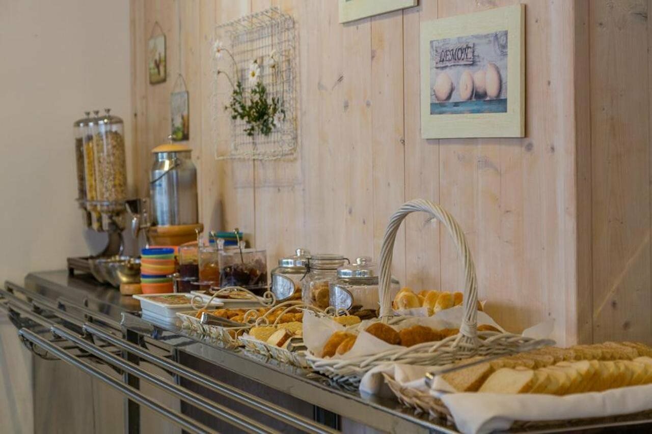 Фото Nathalie Hotel