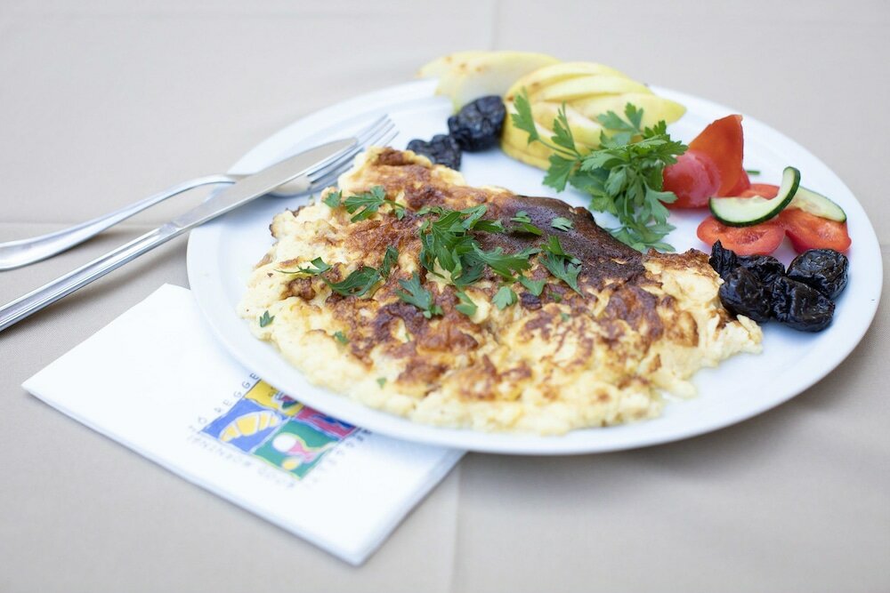 Фото Triple M Hotel