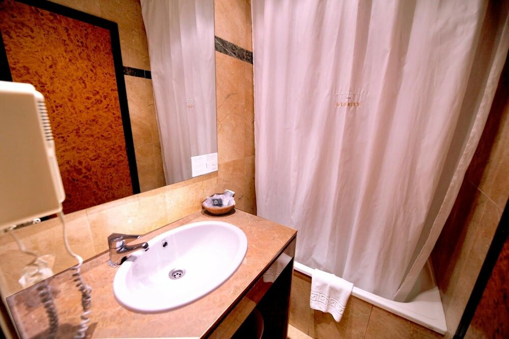 Фото Hotel Glories