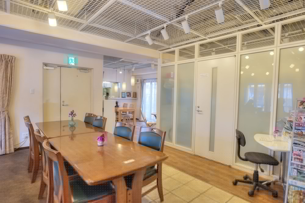 Фото Palace Japan Hotel