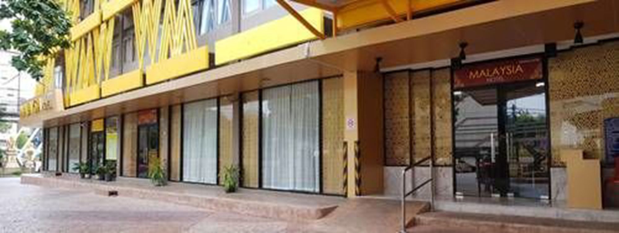 Фото Malaysia Hotel