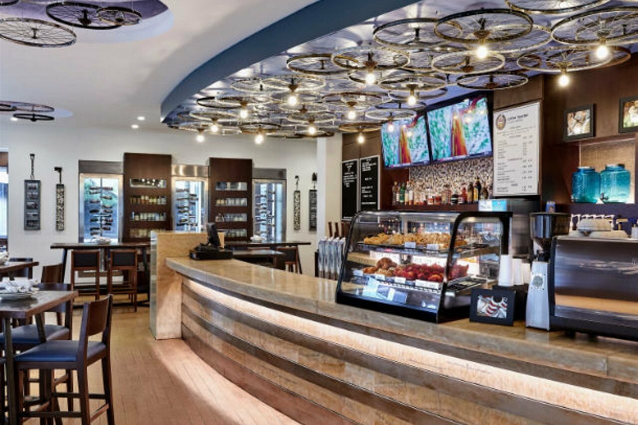 Фото Renaissance New Orleans Pere Marquette French Quarter Area Hotel