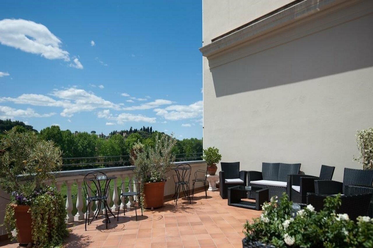 Фото Hotel Lungarno Vespucci 50