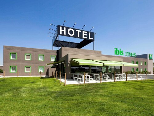 Гостиница Ibis Styles Lleida Torrefarrera в Лериде