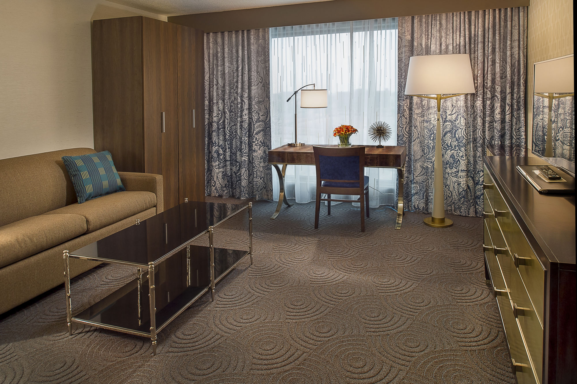 Фото HoteLumiere at the Arch