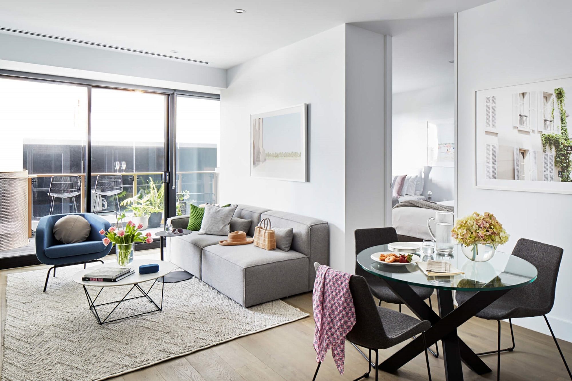 Фото Tyrian Serviced Apartments - Albert Park Lake