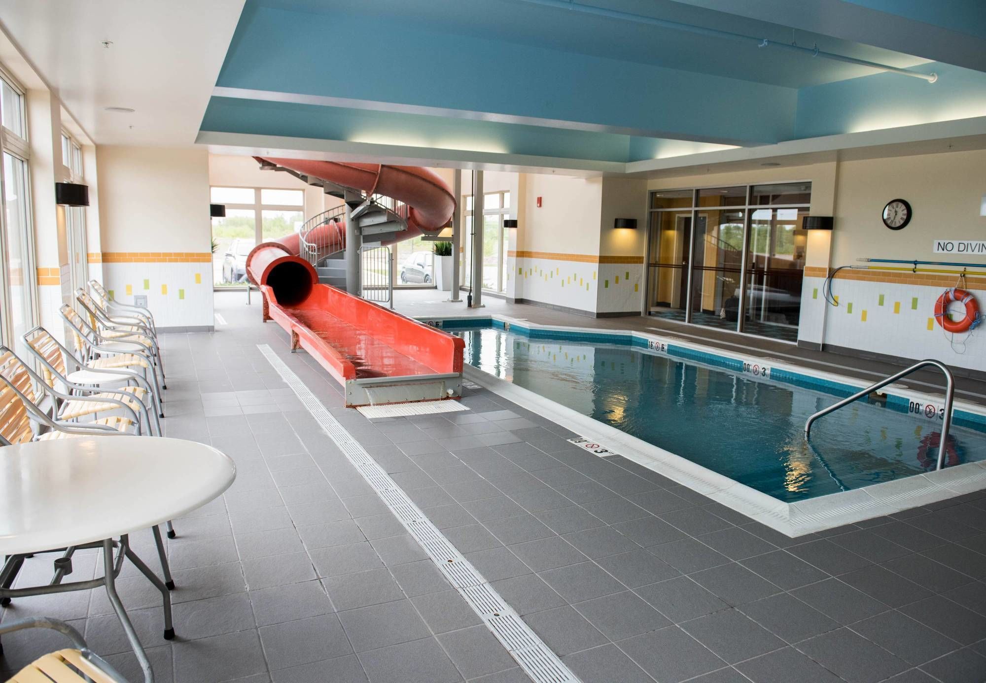 Фото Fairfield Inn & Suites by Marriott Moncton