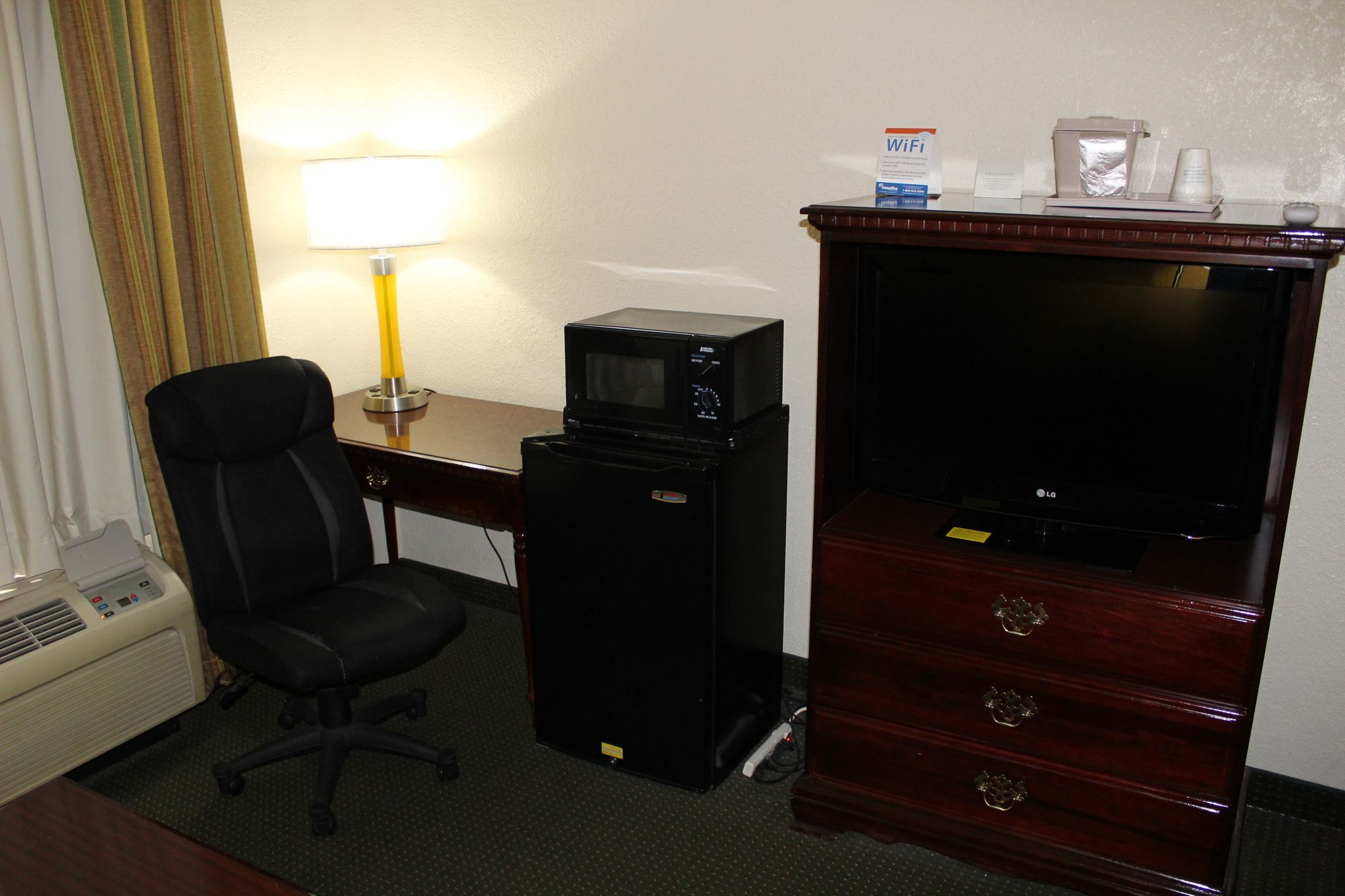 Фото Super 8 by Wyndham Ft Stockton