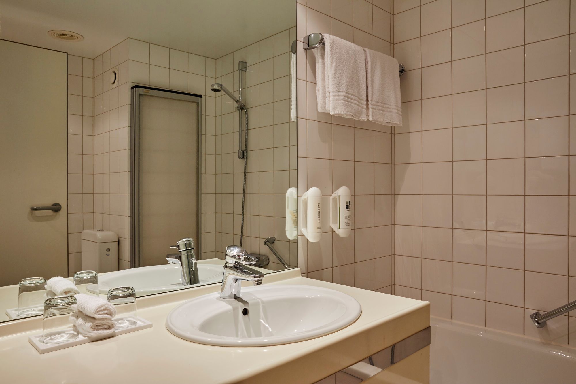 Фото H4 Hotel Leipzig