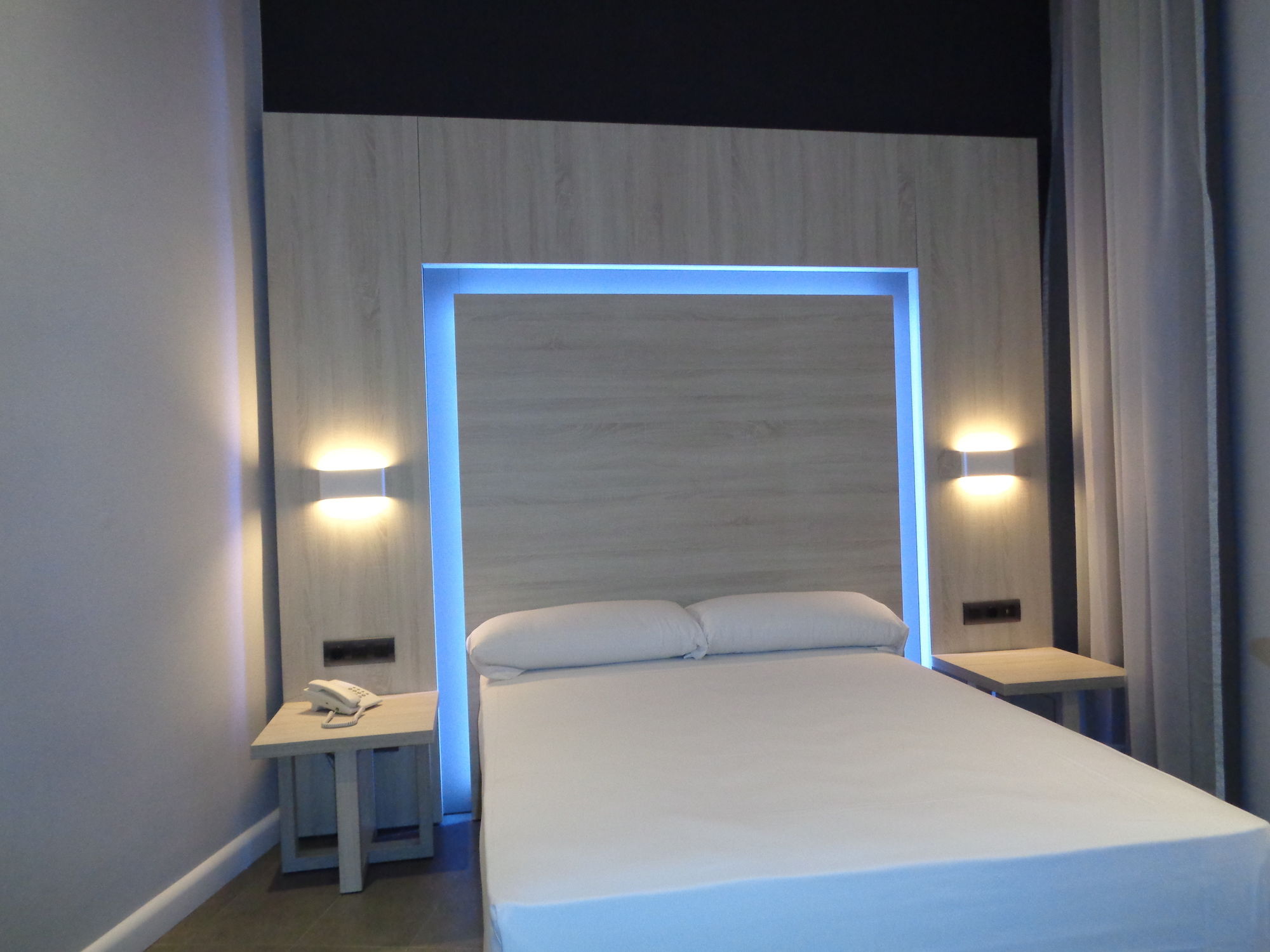 Фото Plaza Goya Rooms