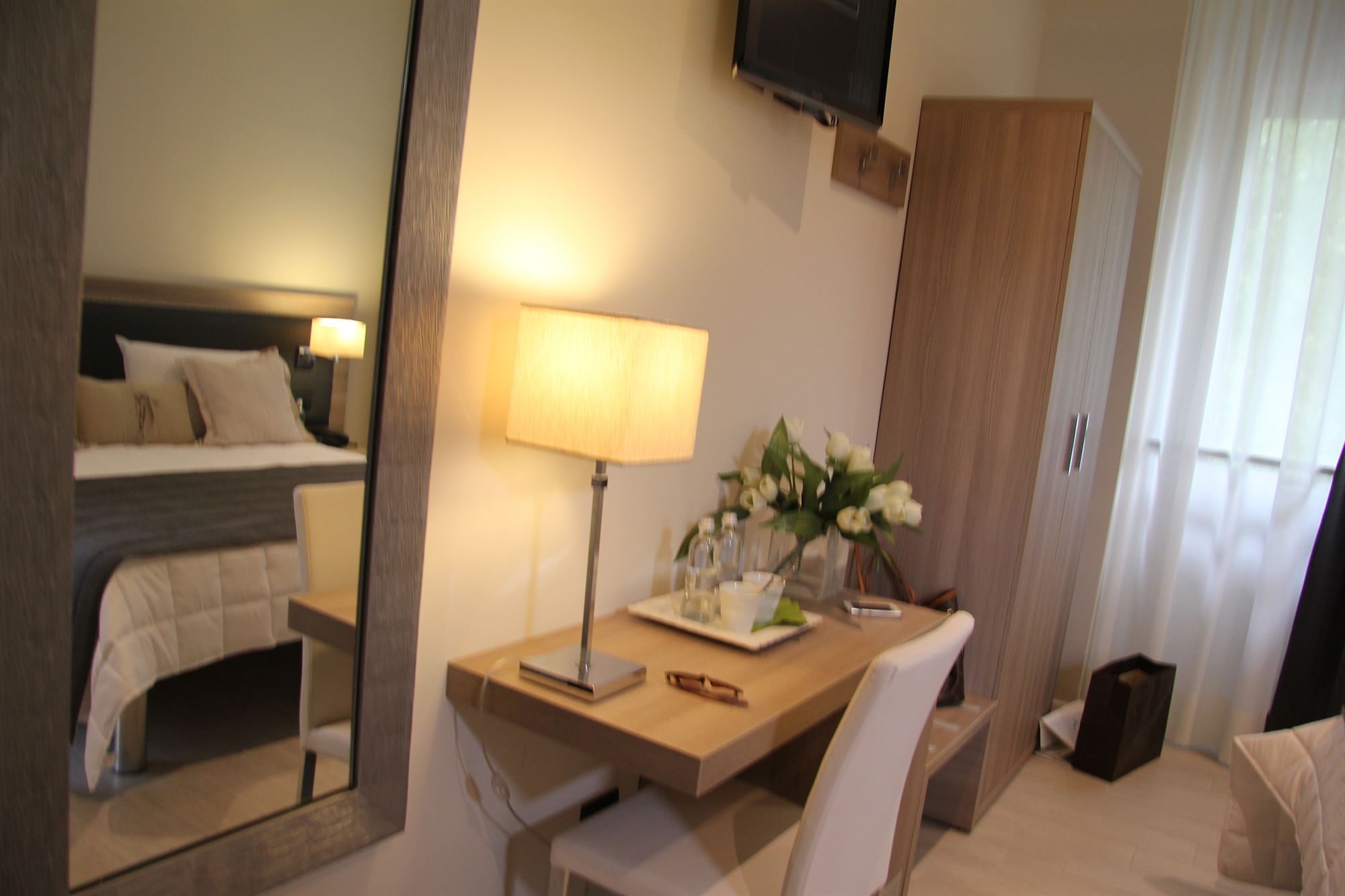 Фото Hotel Zara Milano