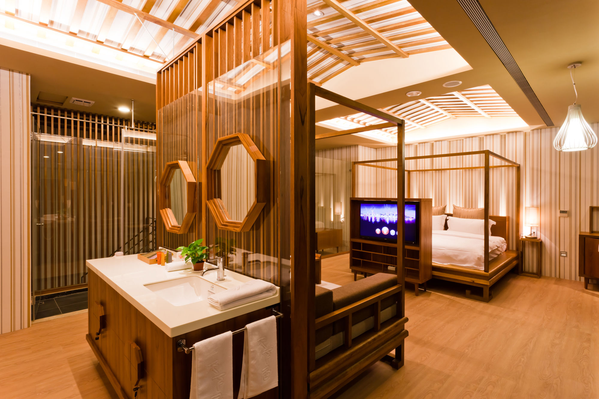 Фото Tianxiaju Motel