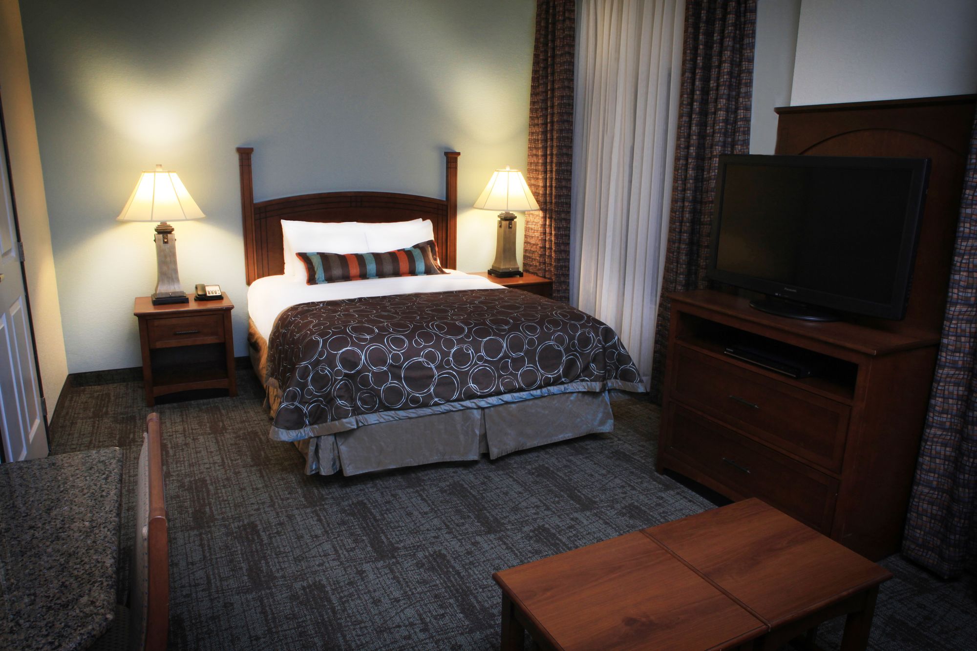 Фото Staybridge Suites Columbia, an Ihg Hotel