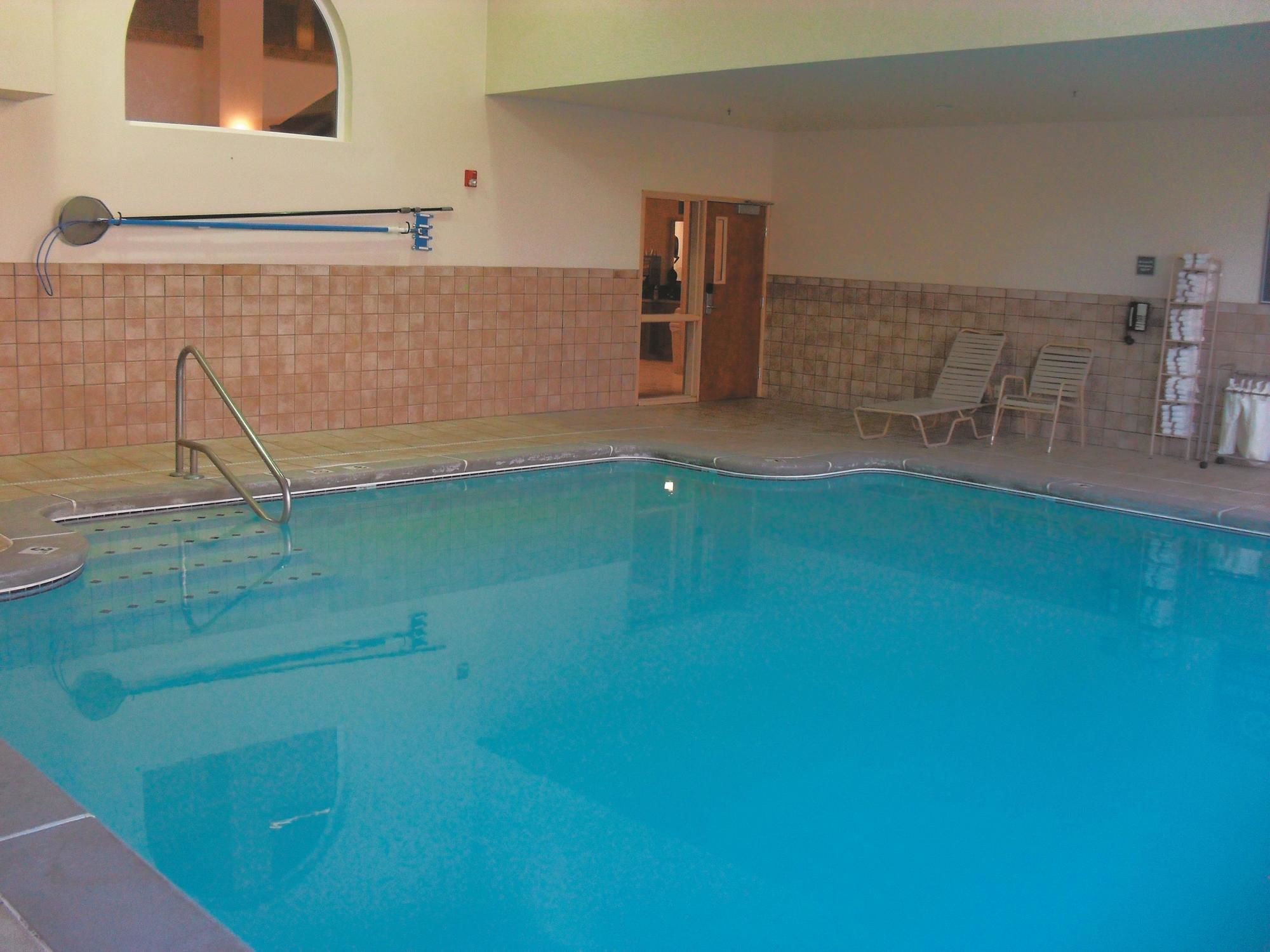 Фото La Quinta Inn & Suites by Wyndham Moscow Pullman