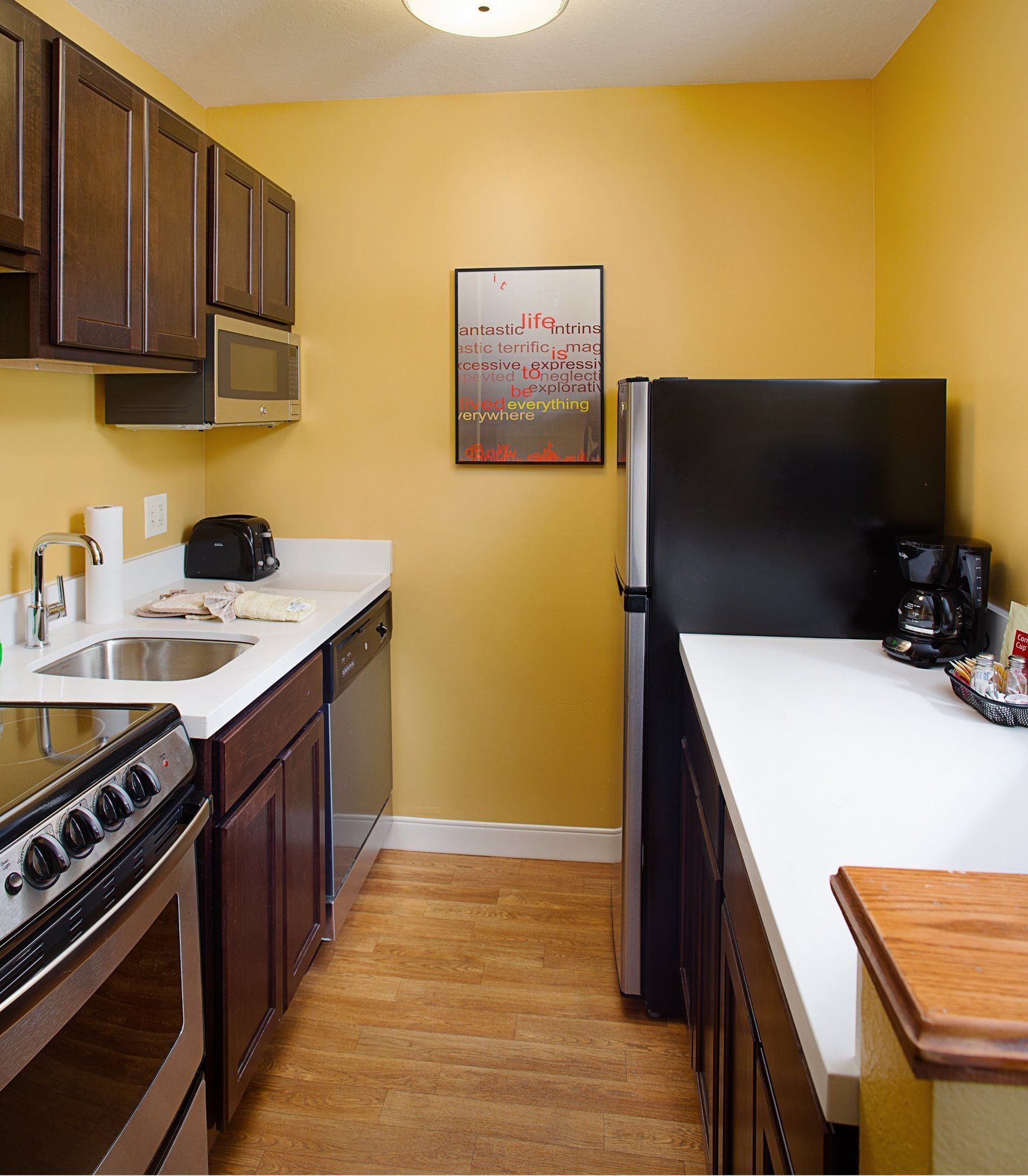 Фото TownePlace Suites by Marriott Manchester