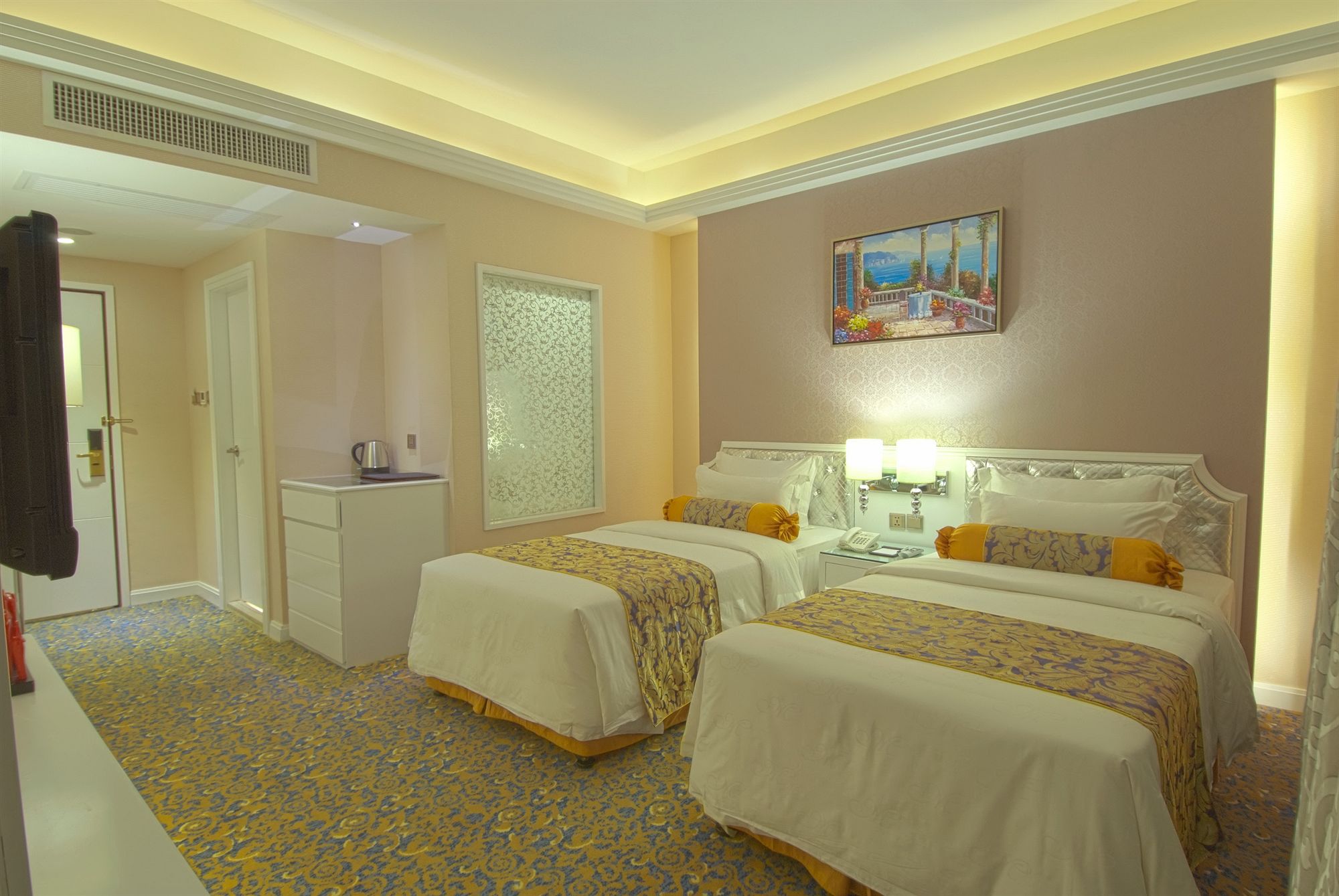 Фото Metropole Hotel