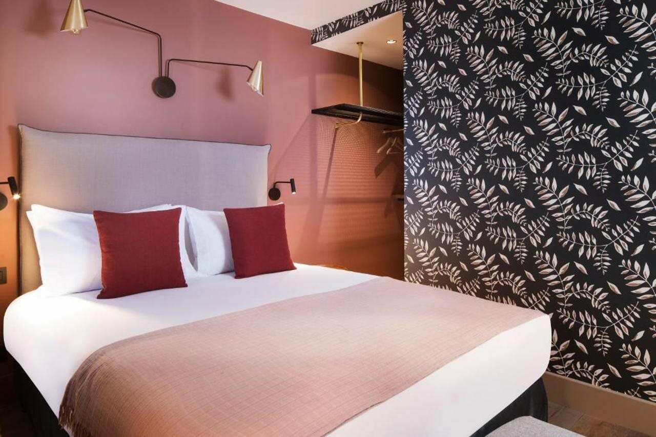 Фото Maxim Quartier Latin