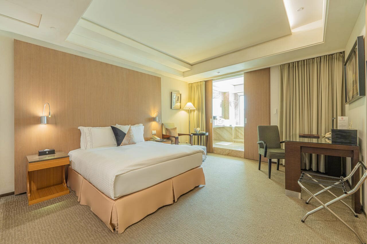 Фото Check inn Select Taichung Dadun