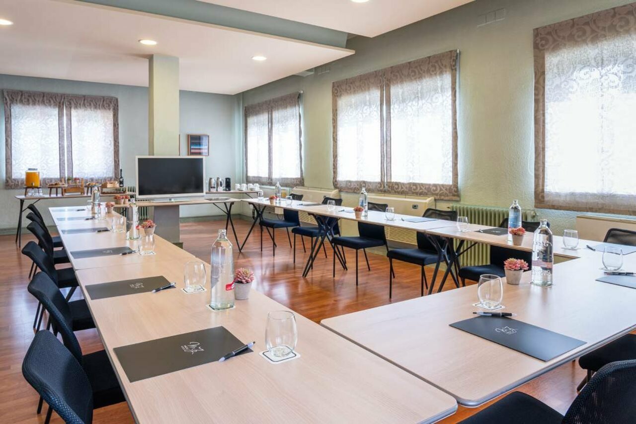 Фото Macià Monasterio de los Basilios Hotel