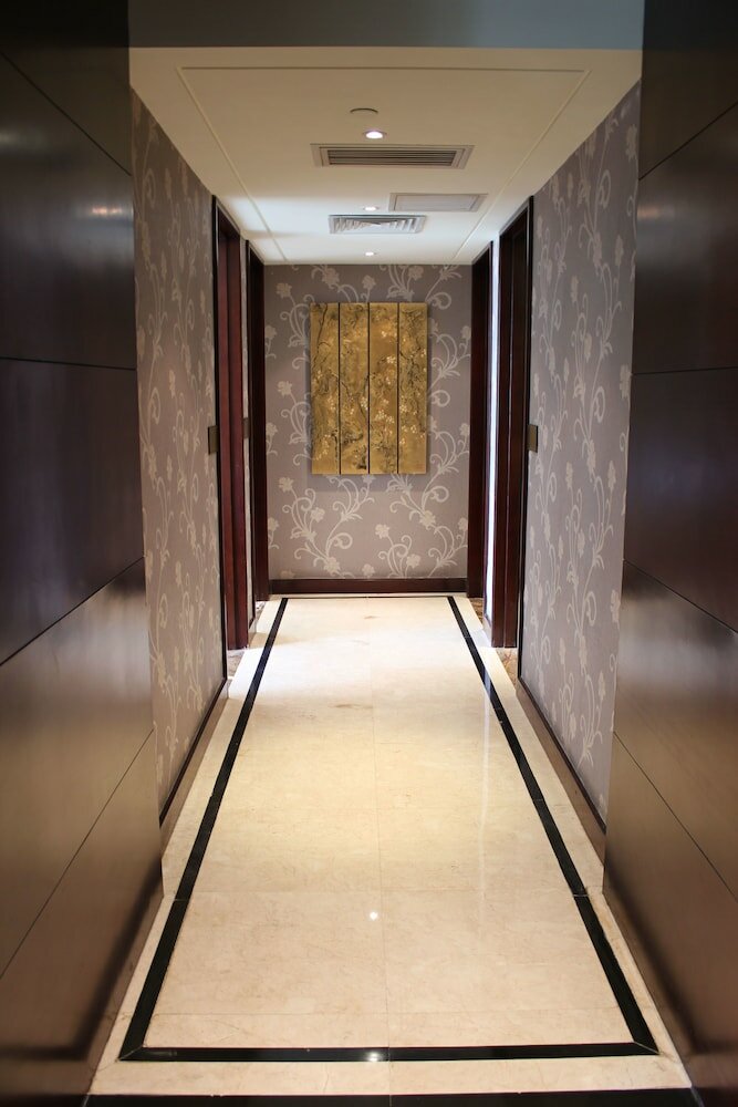 Фото Good International Hotel
