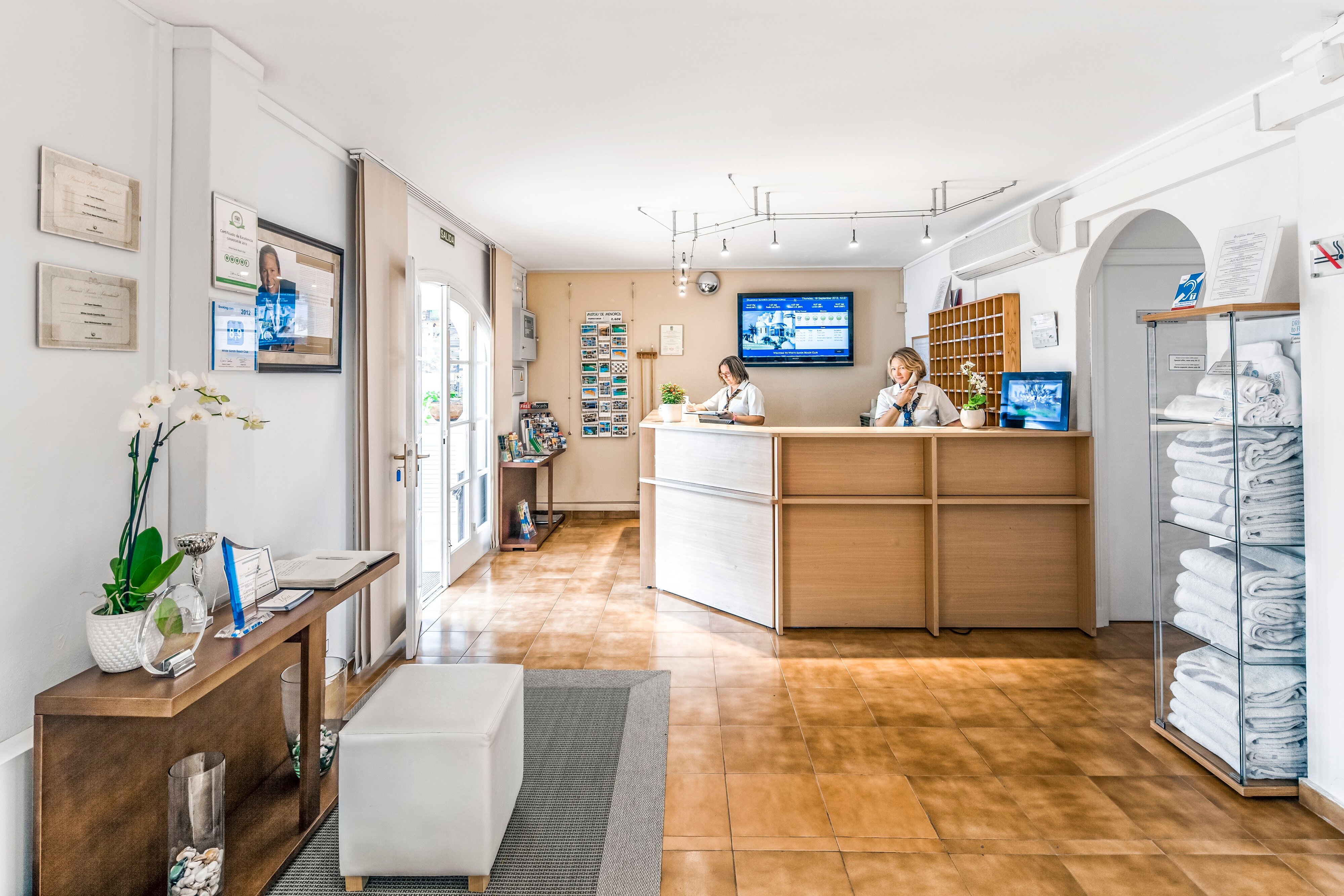 Фото White Sands Beach Club