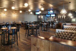 Гостиница Stonebridge Hotel Fort St. John