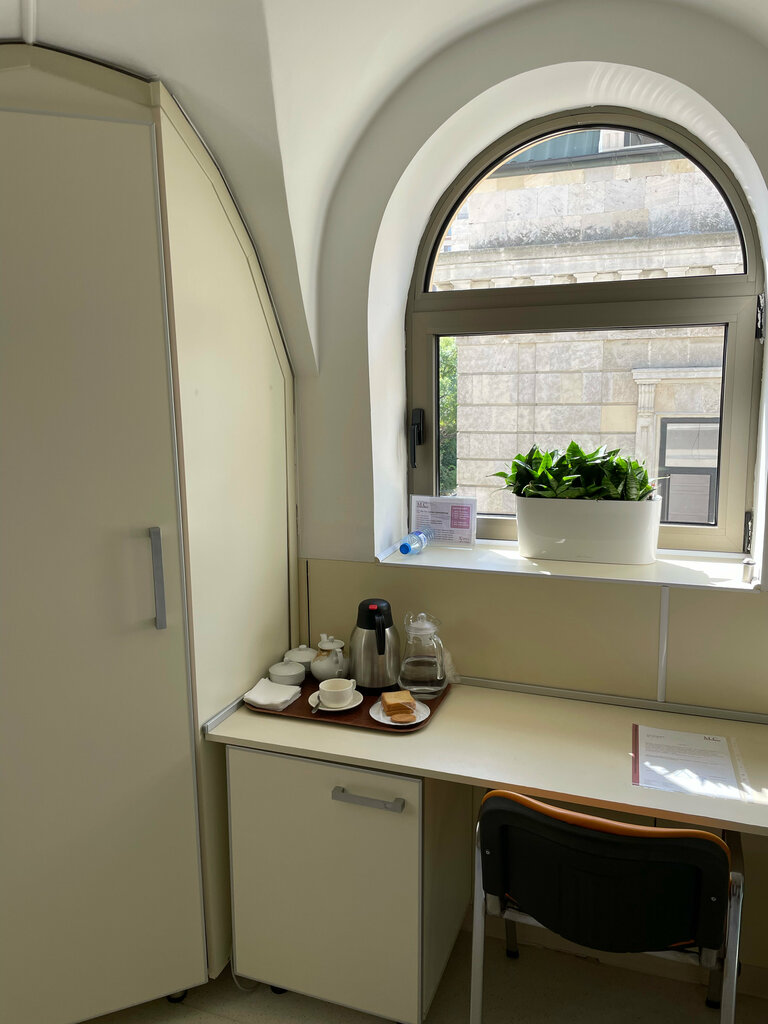 Böyüklər üçün xəstəxana Mediclub Klinikasının Pediatriya Şöbəsi, Bakı, foto