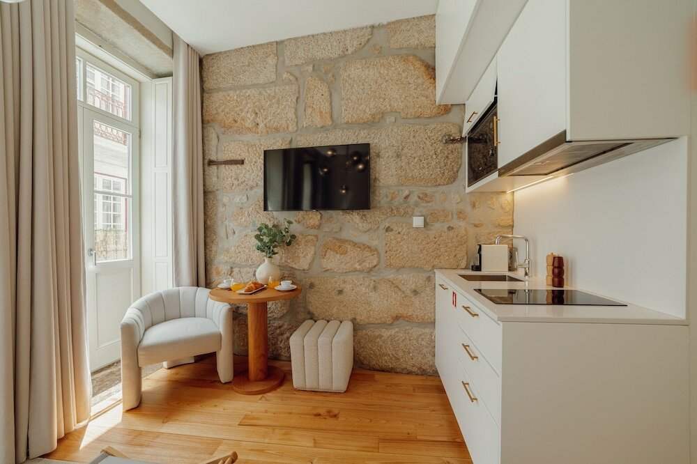 Фото Clérigos Boutique Apartment A by Homing