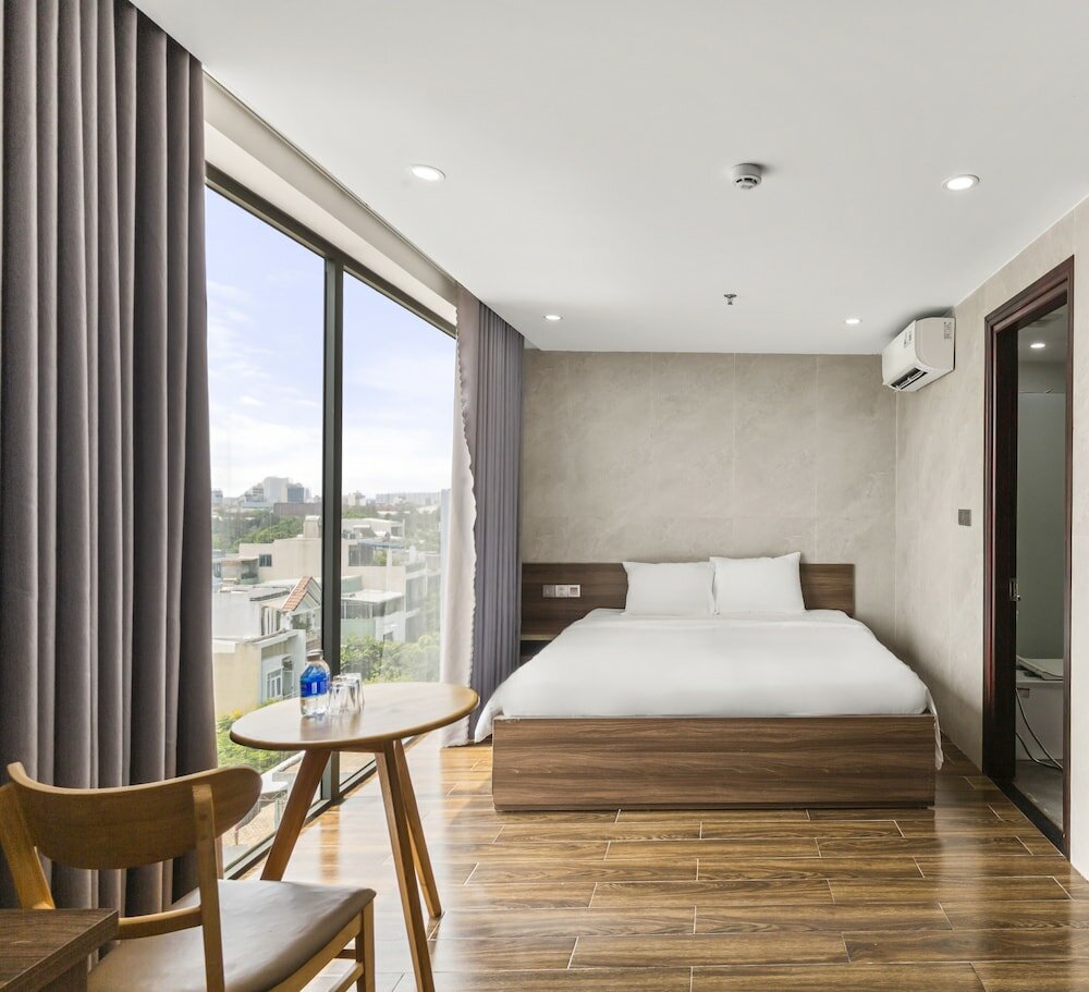 Фото Rose Sea Hotel & Apartment