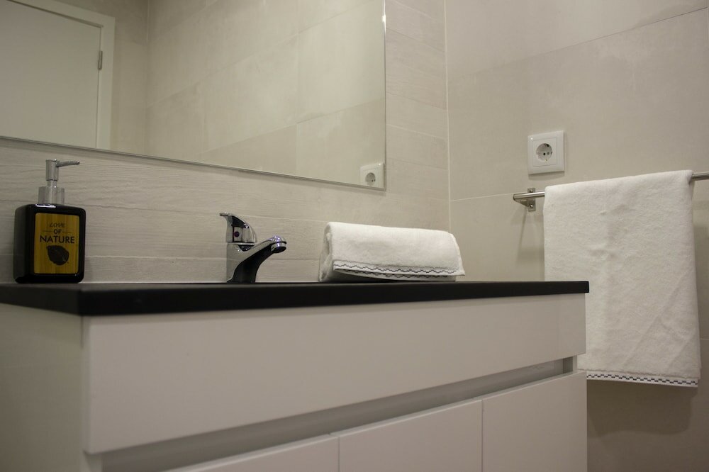 Фото Red House by the River