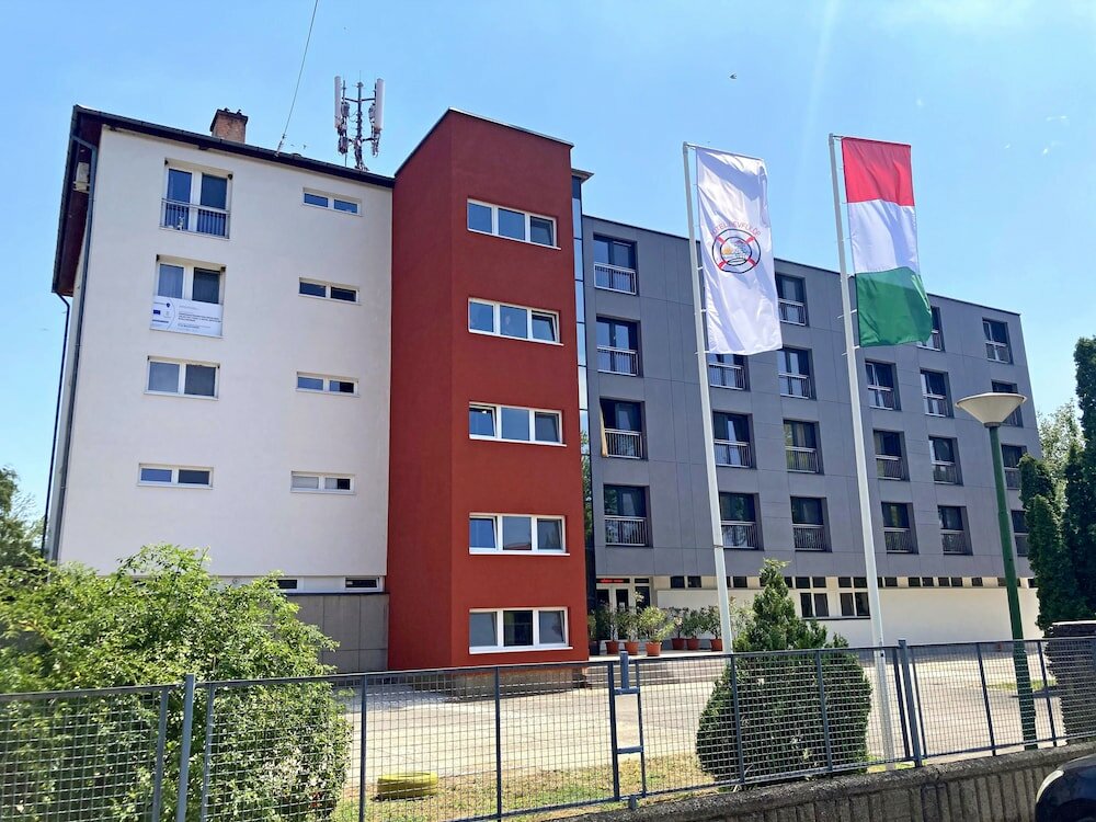 Фото Beach Szálló Révfülöp