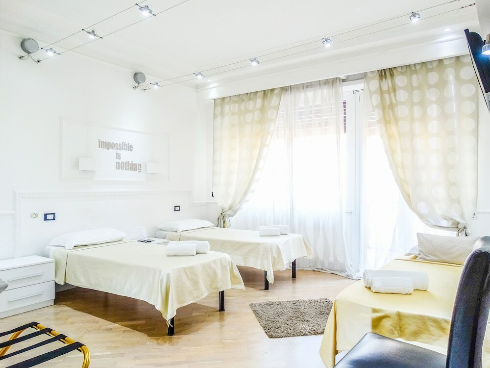 Фото La Locanda di Piazza del Popolo