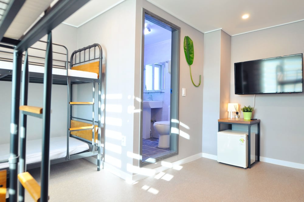 Фото Oyo Hostel Dongdaemun 1