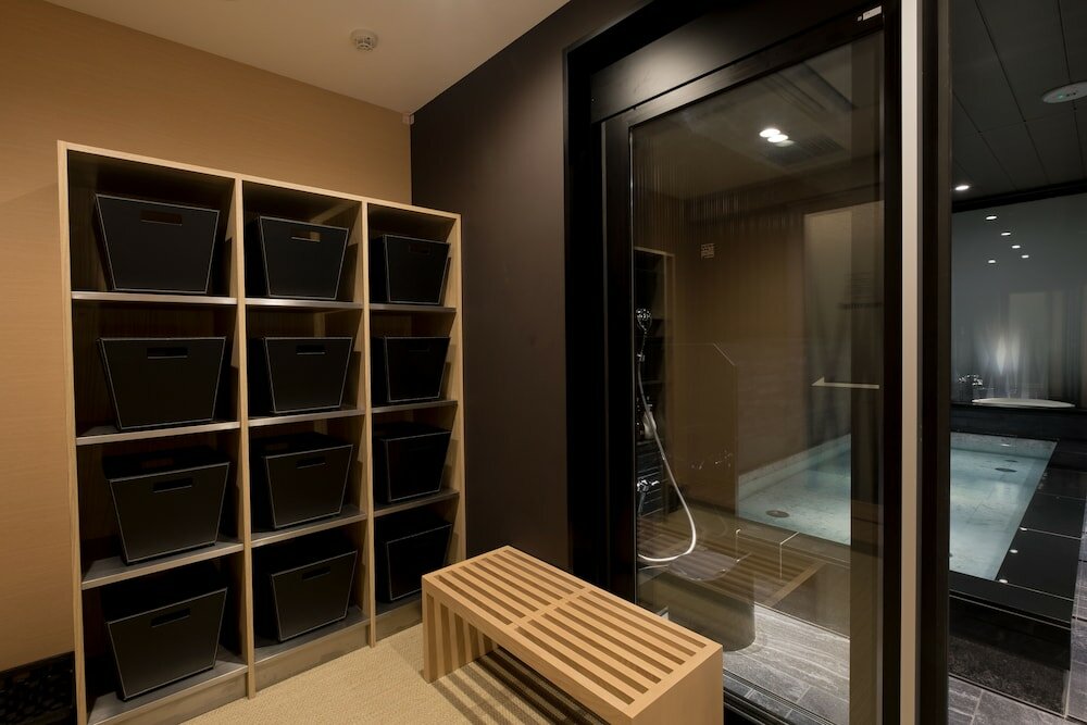 Фото Hotel Cargo Shinsaibashi