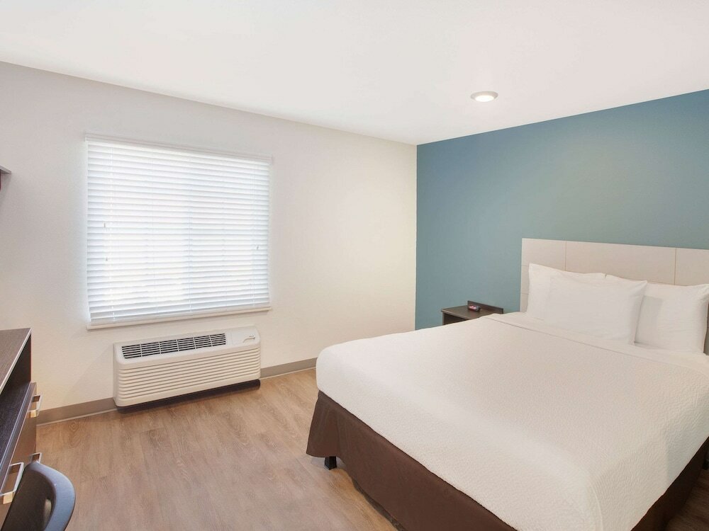 Фото WoodSpring Suites Phoenix I-17 North