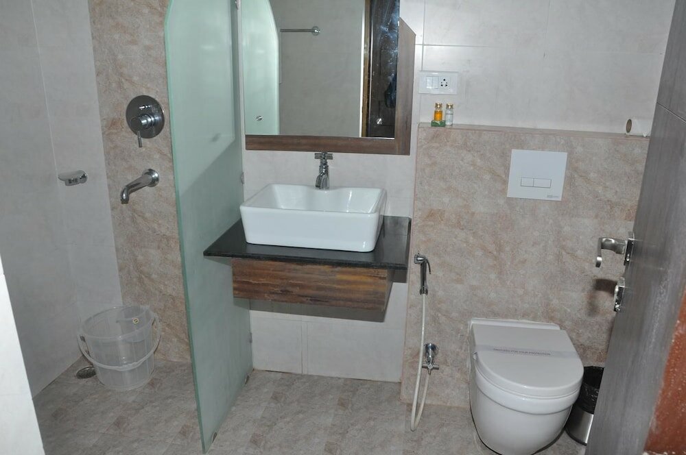 Фото Pramod Convention & Beach Resort