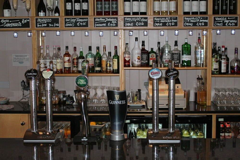 Фото Oak Farm Hotel